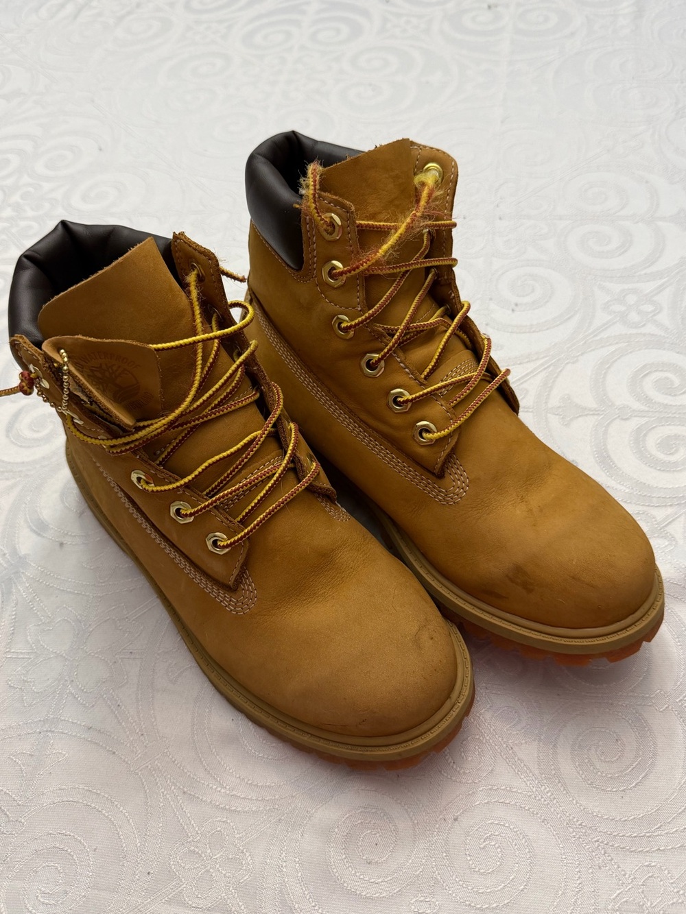 Timberland Kid Boy Size 4 Waterproof Fall Winter Work Boots in Wheat